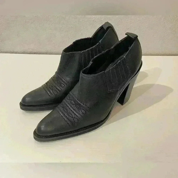 Sam & Libby Women's Brighton Western Leather Bootie Size 7.5‎ - Picture 2 of 10